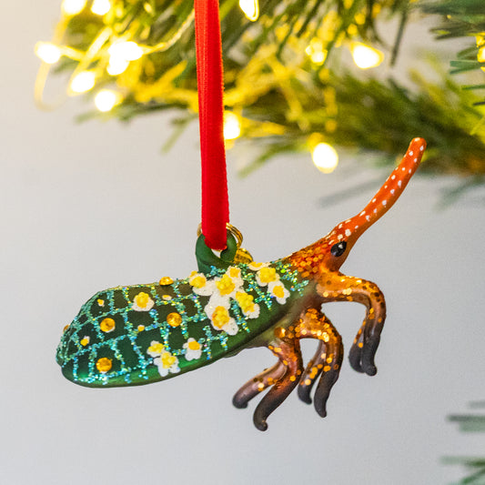 GLASS BAUBLE: Lantern Bug